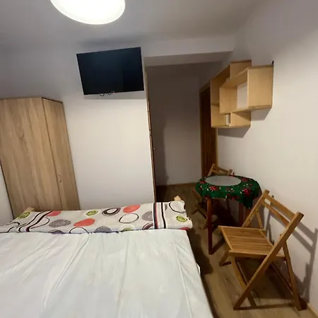 Pod Jasieniami -basen Plac Zabaw Pensjonat
