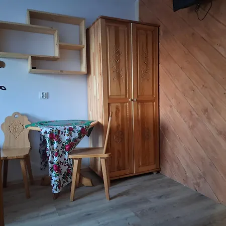 Pod Jasieniami -basen Plac Zabaw 3* Białka Tatrzańska