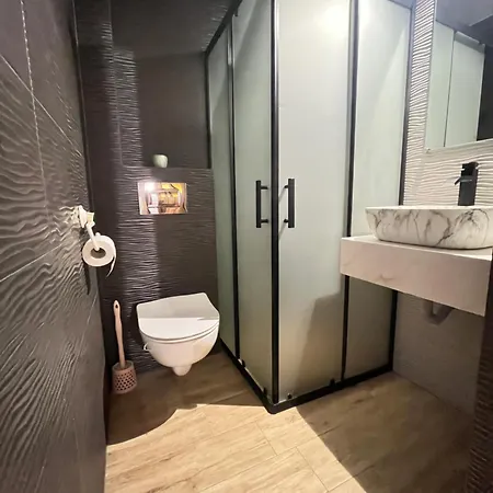 Pod Jasieniami -basen Plac Zabaw Białka Tatrzańska
